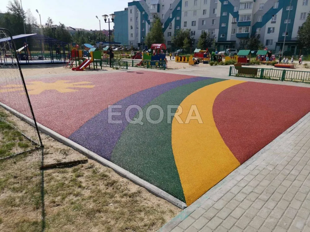 Подходит ли резиновое покрытие для детских площадок в Люберцах?
